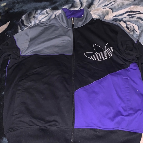 Adidas track jacket size XL - Picture 1 of 7